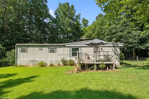 123 135 3rd Ct, Reidsville, NC 27320