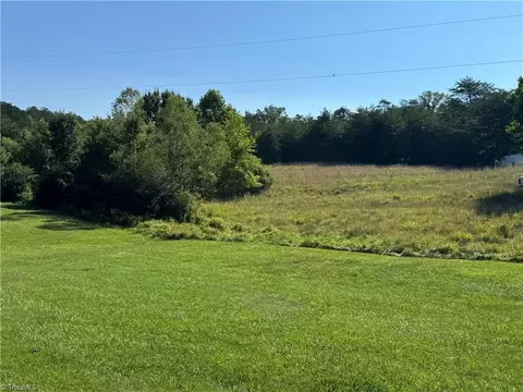 7 75 Goff Rd, King, NC 27021 photo 1