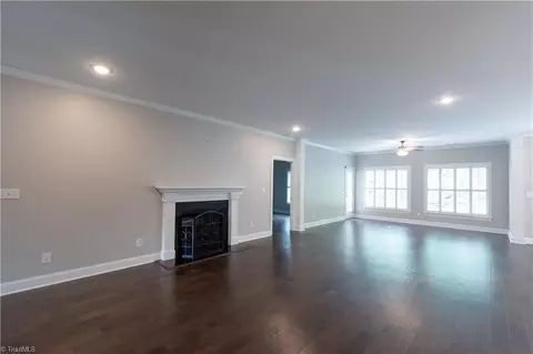 Living - 120 Park Pl, King, NC 27021 photo 3 of 5