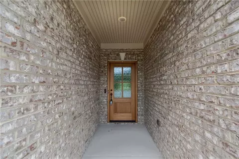 Entry Way - 120 Park Pl, King, NC 27021 photo 1 of 5
