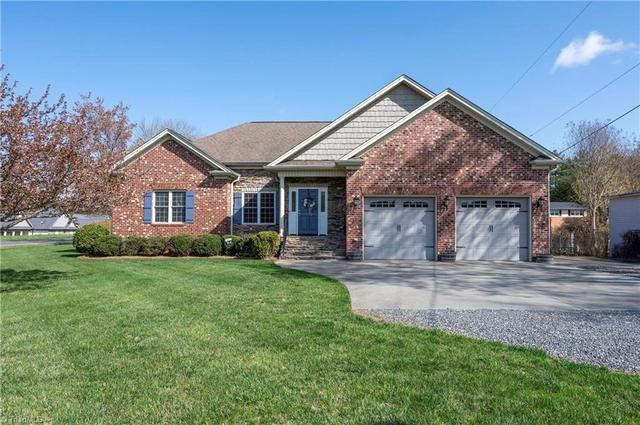 7291 Shallowford Rd, Lewisville, NC 27023