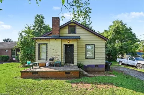 2312 Moran St, Burlington, NC 27215