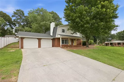 201 Jones Dr, Winston Salem, NC 27107