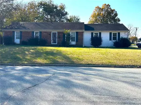 201 Harden St E, Graham, NC 27253