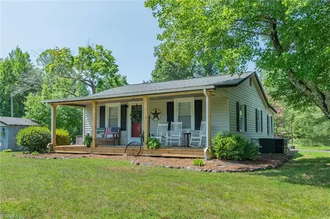 332 Dibrell Rd, Pelham, NC 27311