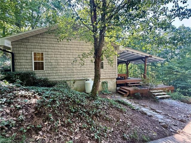 900 Smokey Mtn Trl, North Wilkesboro, NC 28659