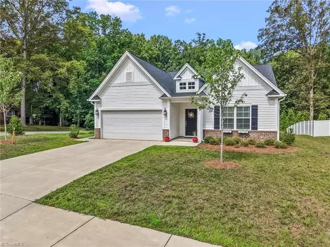 171 Brayden Dr, Advance, NC 27006