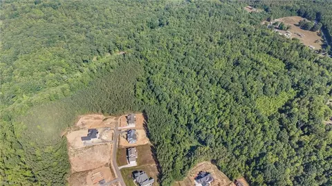 7683 Manderley Dr, Oak Ridge, NC 27310 photo 5