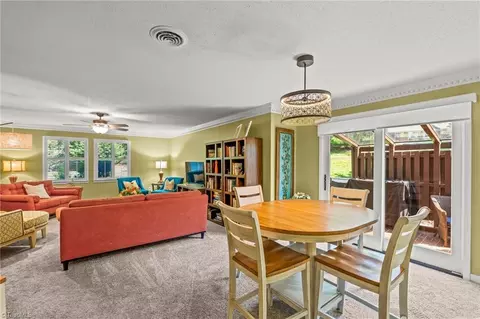 1137 Gatehouse Rd, High Point, NC 27262 photo 11