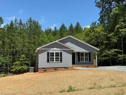 188 Walnut Rd, Lexington, NC 27292