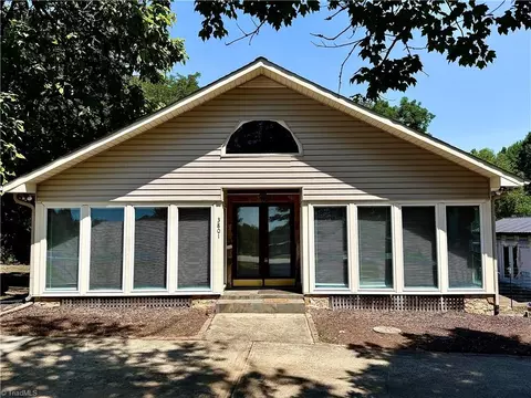 3801 Oak Ridge Rd, Summerfield, NC 27358
