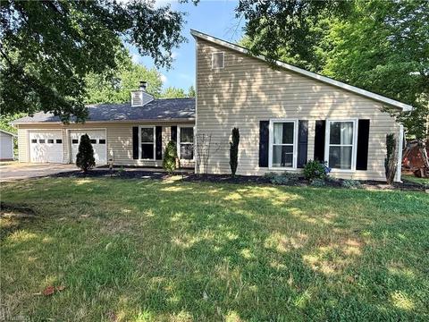 471 Raven Ridge Dr, Kernersville, NC 27284