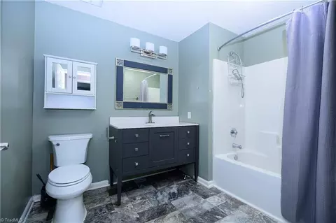 2624 Guyer St #2B, High Point, NC 27265 photo 11