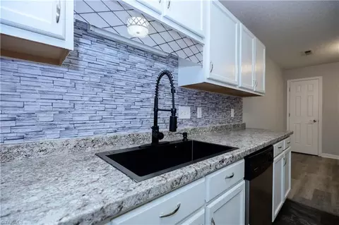 2624 Guyer St #2B, High Point, NC 27265 photo 10