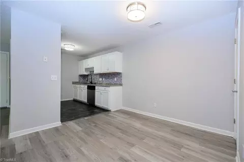 2624 Guyer St #2B, High Point, NC 27265 photo 9
