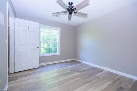 2624 Guyer St #2B, High Point, NC 27265 photo 12