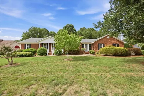 813 Hillcrest Dr, Gibsonville, NC 27249