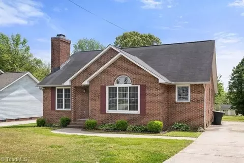 914 Broad Ave, Greensboro, NC 27406