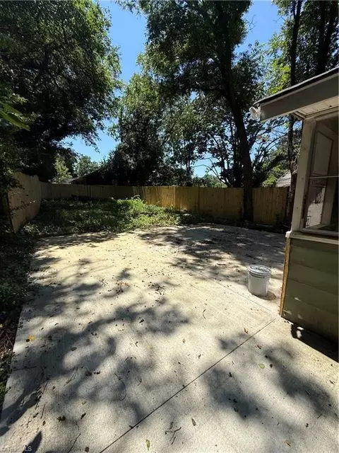 307 Vail Ave, High Point, NC 27260 photo 3