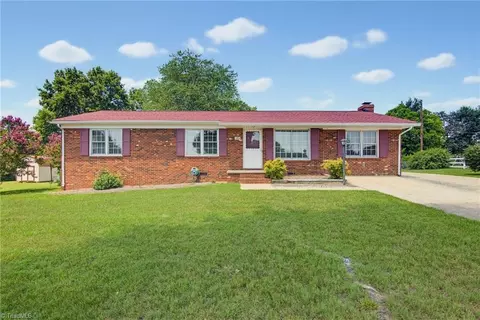 145 Brightwood Rd, Eden, NC 27288