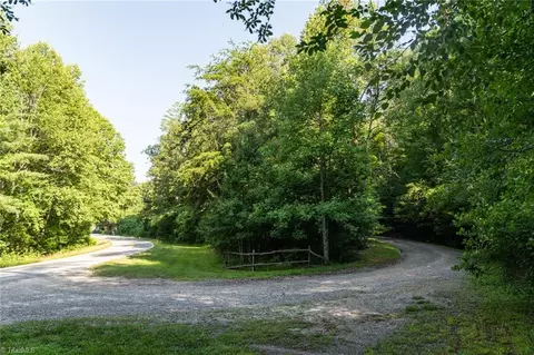 tbd Boone Trl, Purlear, NC 28665 photo 9