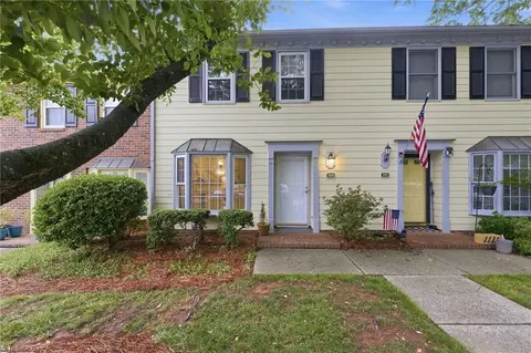 1109 Yellowbell Pl, Greensboro, NC 27410