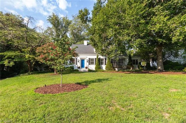 3302 Starmount Dr, Greensboro, NC 27403