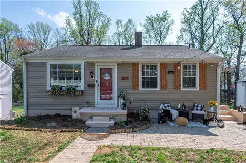 2416 Parkway Dr, Winston Salem, NC 27103
