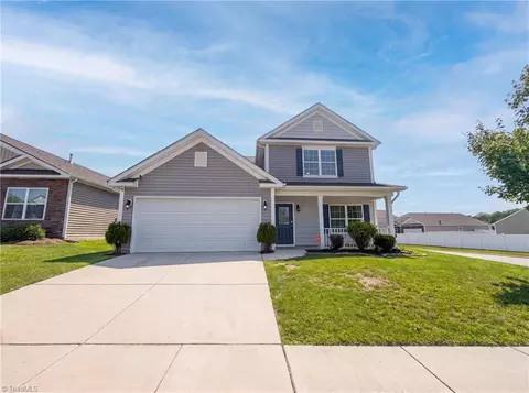 6800 Olivia Ct, Whitsett, NC 27377