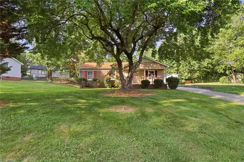 3105 Pine Cone Trl, Greensboro, NC 27406
