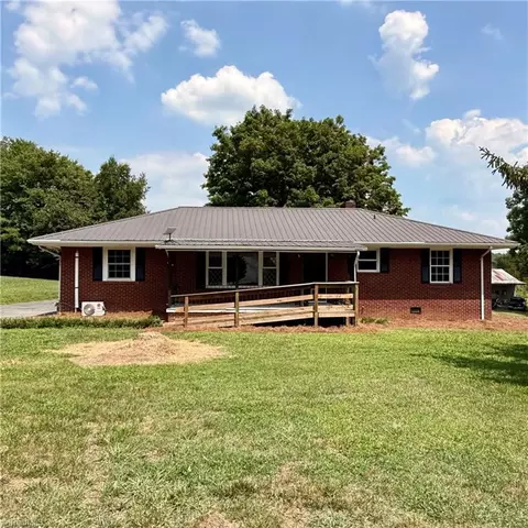 2022 Wicker Lovell Rd, Randleman, NC 27317