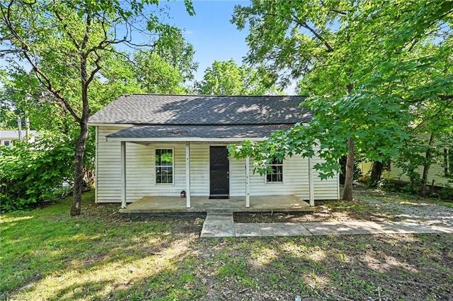 1119 Park Ave N, Burlington, NC 27217