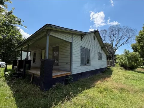 423 Wright St, High Point, NC 27260 photo 3
