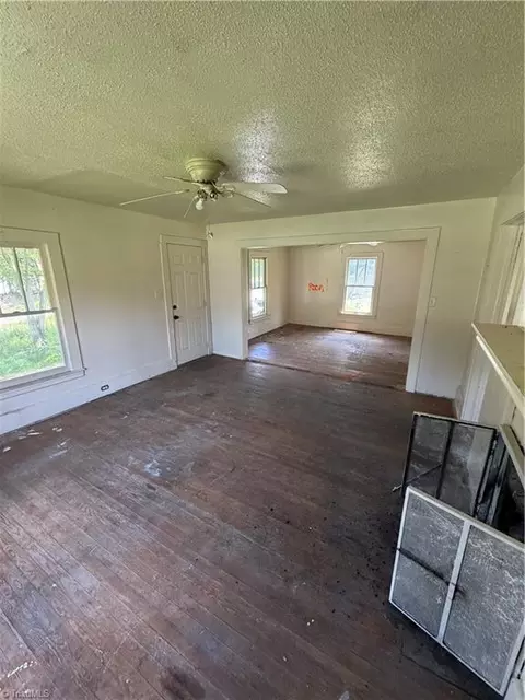 423 Wright St, High Point, NC 27260 photo 17