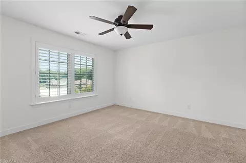 207 Pinnacle Dr, High Point, NC 27265 photo 33