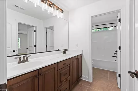 207 Pinnacle Dr, High Point, NC 27265 photo 32