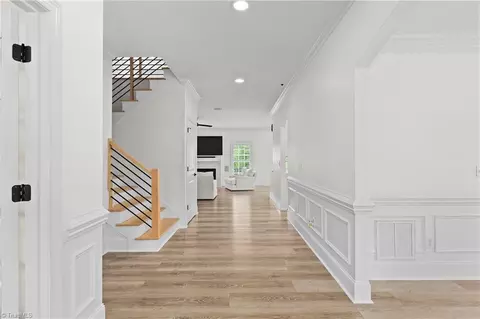 207 Pinnacle Dr, High Point, NC 27265 photo 7