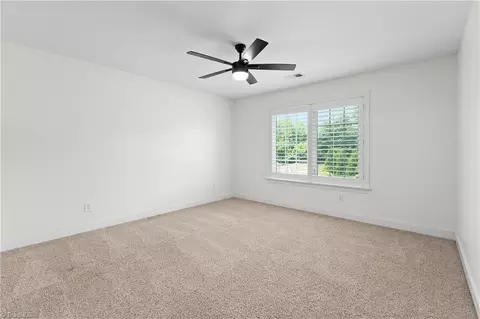 207 Pinnacle Dr, High Point, NC 27265 photo 31