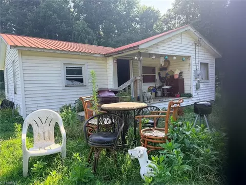 112 Hardwick Ln, Lowgap, NC 27024 photo 1