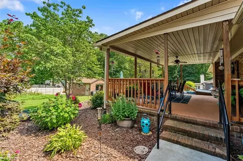 Exterior - 4662 Pineview Dr, Trinity, NC 27370 photo 6 of 12