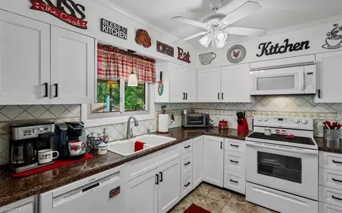 Kitchen - 4662 Pineview Dr, Trinity, NC 27370 photo 3 of 3