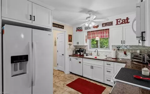 Kitchen - 4662 Pineview Dr, Trinity, NC 27370 photo 1 of 3