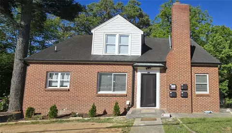 2912 Woodleigh St, Winston Salem, NC 27127