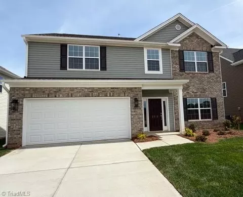 3713 Contimental Sq, Kernersville, NC 27284