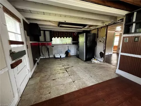 628 Early Ave, Eden, NC 27288 photo 7