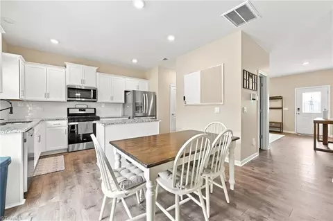 Entry Way - 6826 Bellawood Dr, Trinity, NC 27370 photo 1 of 5