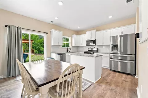 Kitchen - 6826 Bellawood Dr, Trinity, NC 27370 photo 5 of 5