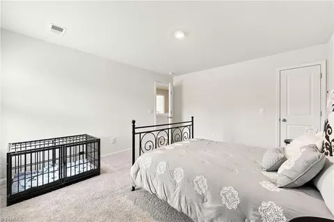 Bedroom - 6826 Bellawood Dr, Trinity, NC 27370 photo 2 of 5
