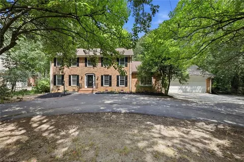 1310 Westridge Rd, Greensboro, NC 27410