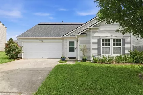 1321 Perga Ct, Greensboro, NC 27406